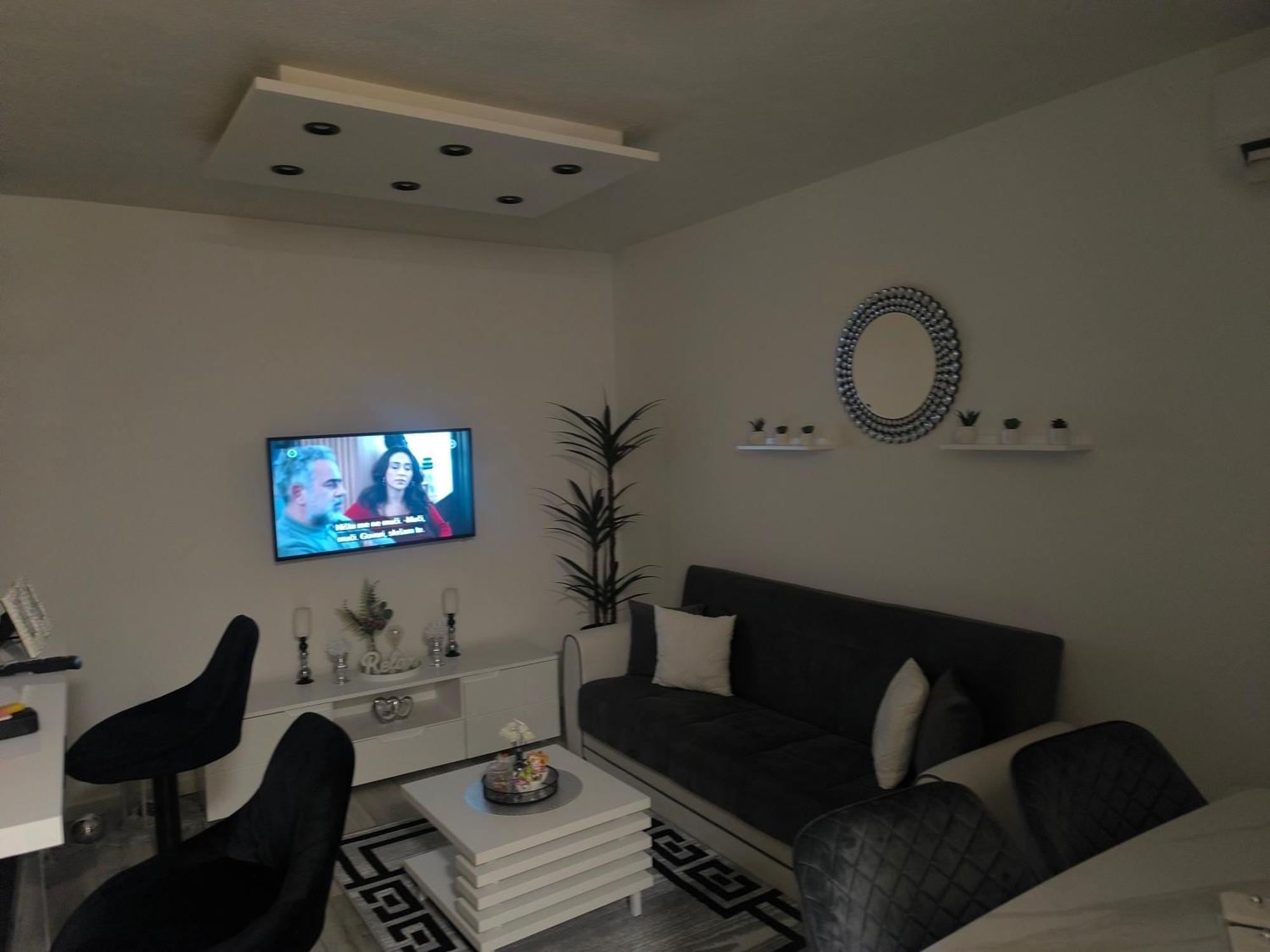 Apartman Rex Svinisce Luaran gambar