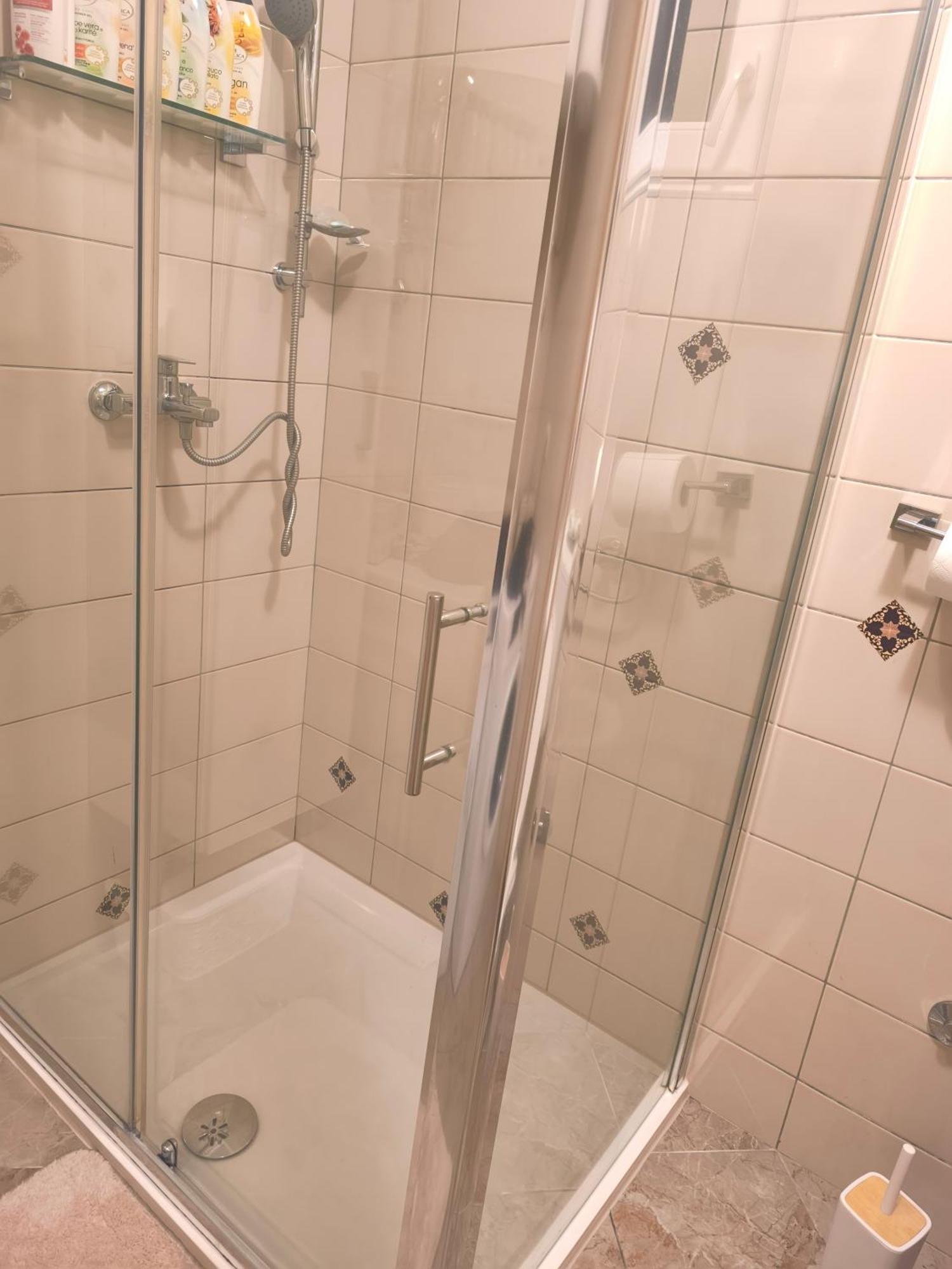 Apartman Rex Svinisce Luaran gambar